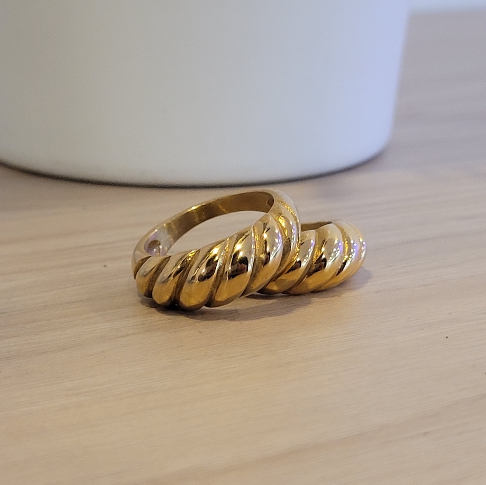 SOLD Non-tarnish croissant ring